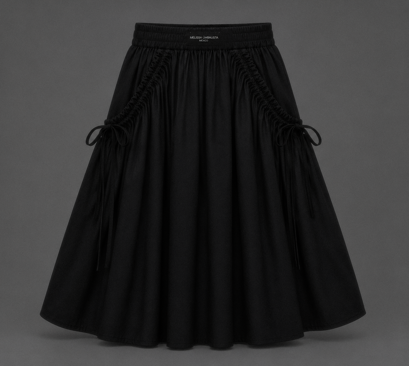 HYBRD-15 W Structured Pleated Skirt